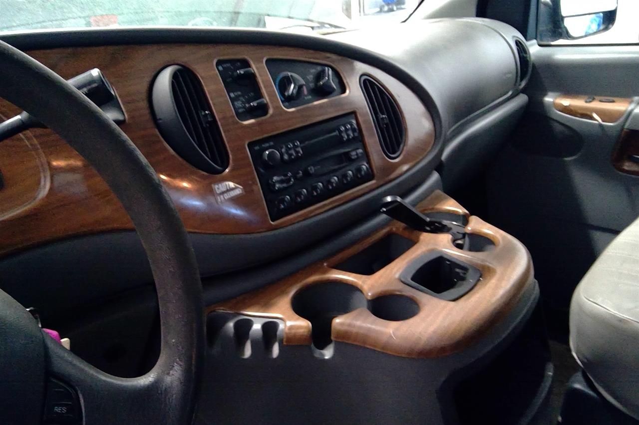 https://f005.backblazeb2.com/file/img-partshotlines-com/Inventory/EC684/Vehicle/15448_07.jpg