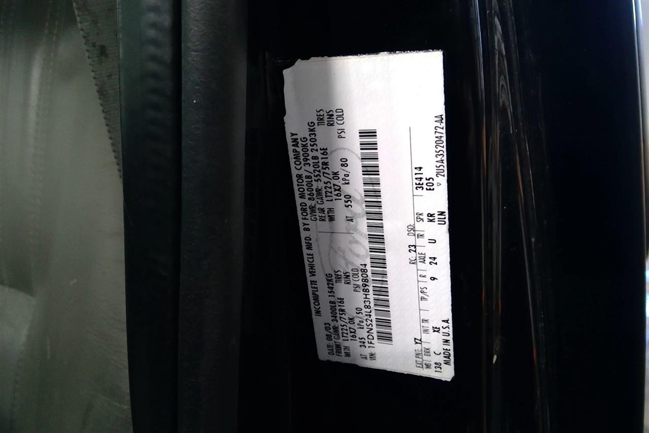 https://f005.backblazeb2.com/file/img-partshotlines-com/Inventory/EC684/Vehicle/15448_08.jpg