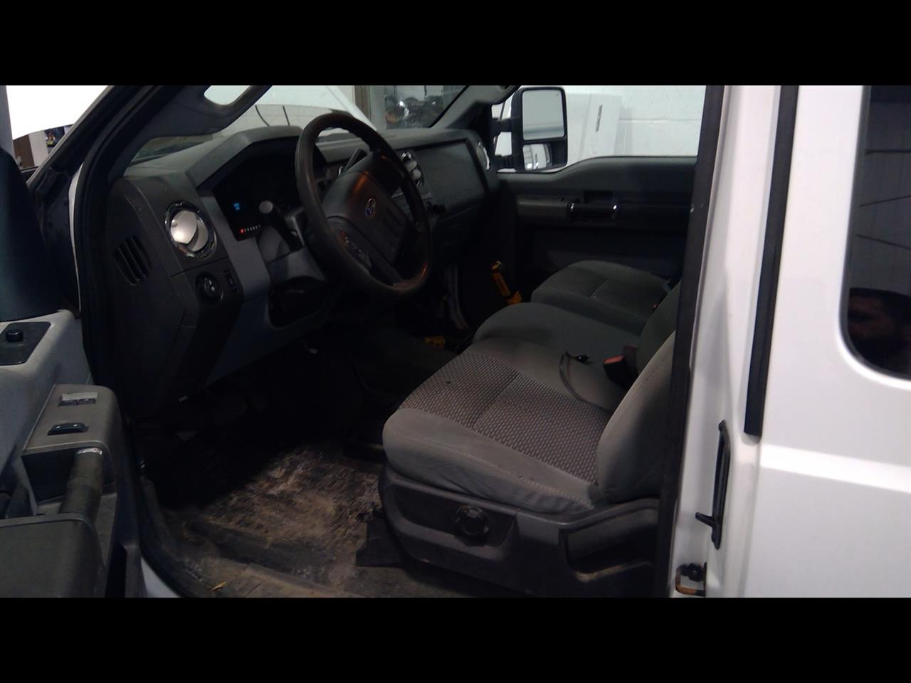 https://f005.backblazeb2.com/file/img-partshotlines-com/Inventory/EC684/Vehicle/15456_07.jpg