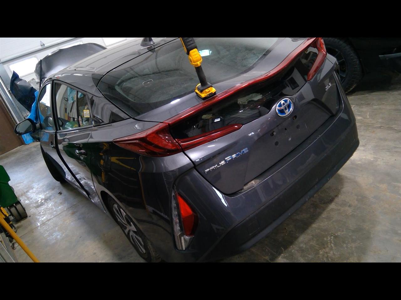 https://f005.backblazeb2.com/file/img-partshotlines-com/Inventory/EC684/Vehicle/15532_11.jpg