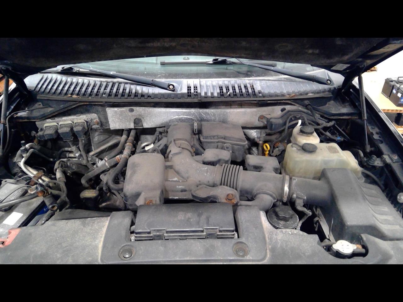 https://f005.backblazeb2.com/file/img-partshotlines-com/Inventory/EC684/Vehicle/15543_07.jpg