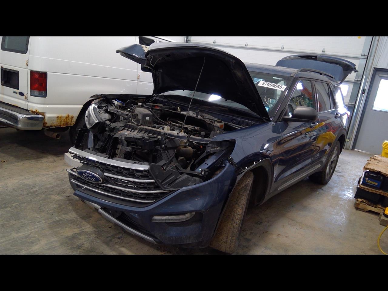 https://f005.backblazeb2.com/file/img-partshotlines-com/Inventory/EC684/Vehicle/15568_01.jpg