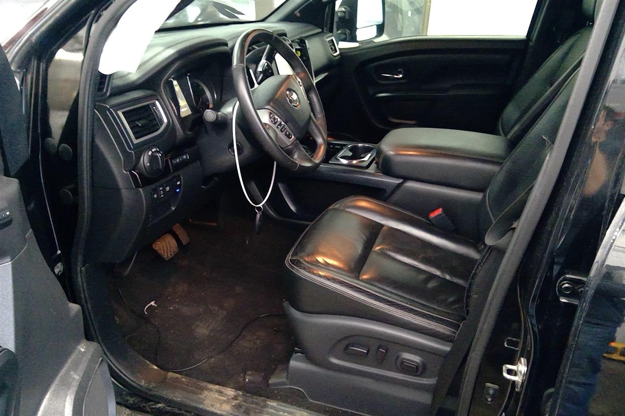 https://f005.backblazeb2.com/file/img-partshotlines-com/Inventory/EC684/Vehicle/15765_08.jpg