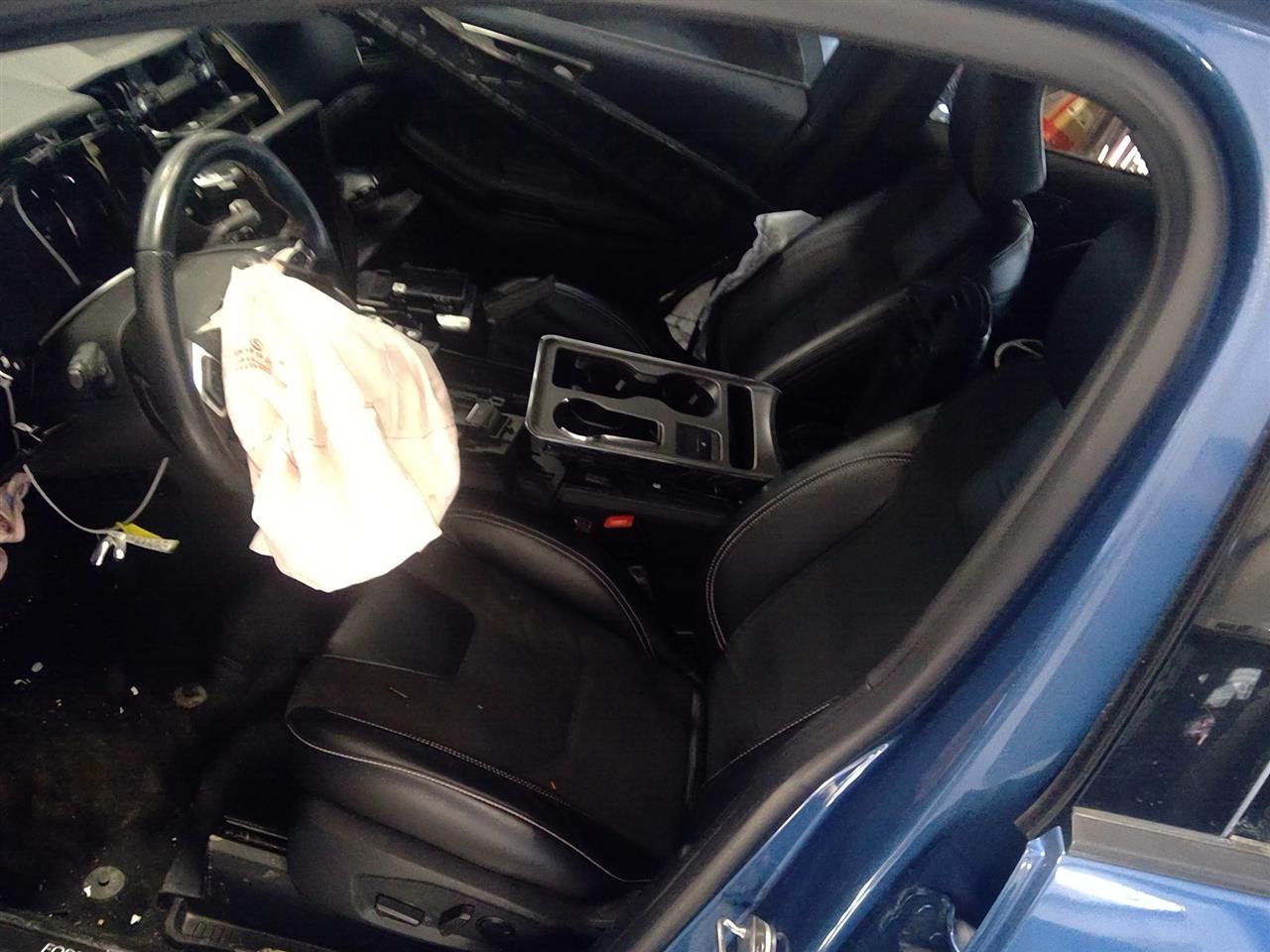 https://f005.backblazeb2.com/file/img-partshotlines-com/Inventory/EC684/Vehicle/15863_11.jpg
