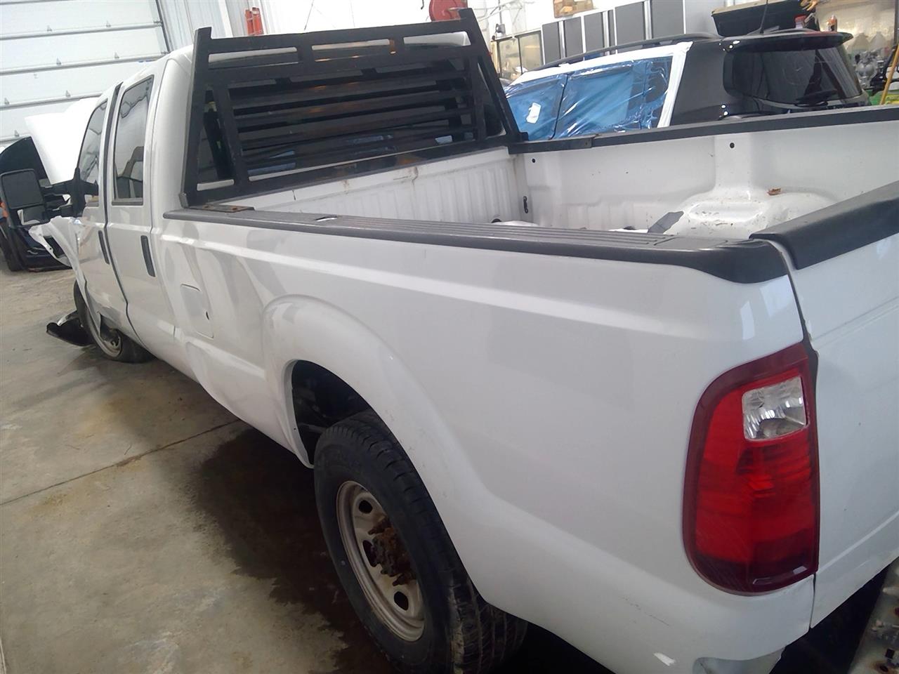 https://f005.backblazeb2.com/file/img-partshotlines-com/Inventory/EC684/Vehicle/15864_04.jpg