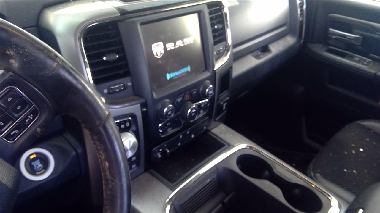 https://f005.backblazeb2.com/file/img-partshotlines-com/Inventory/EC684/Vehicle/15967_06.jpg