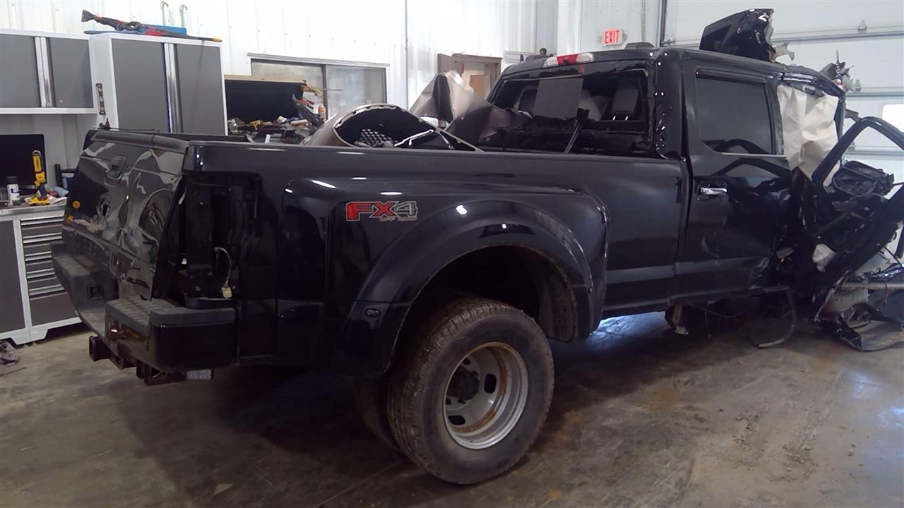 https://f005.backblazeb2.com/file/img-partshotlines-com/Inventory/EC684/Vehicle/16006_04.jpg