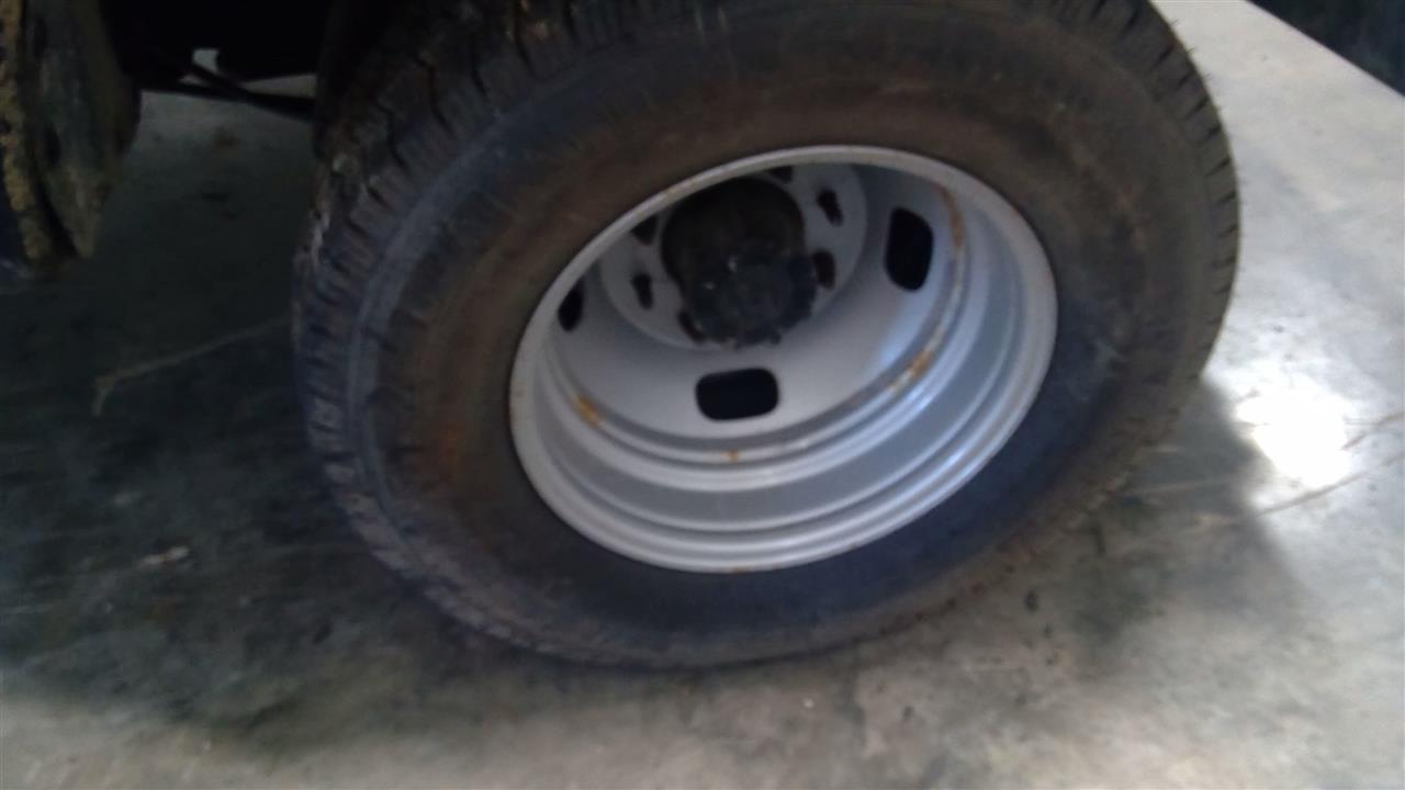 https://f005.backblazeb2.com/file/img-partshotlines-com/Inventory/EC684/Vehicle/16006_06.jpg