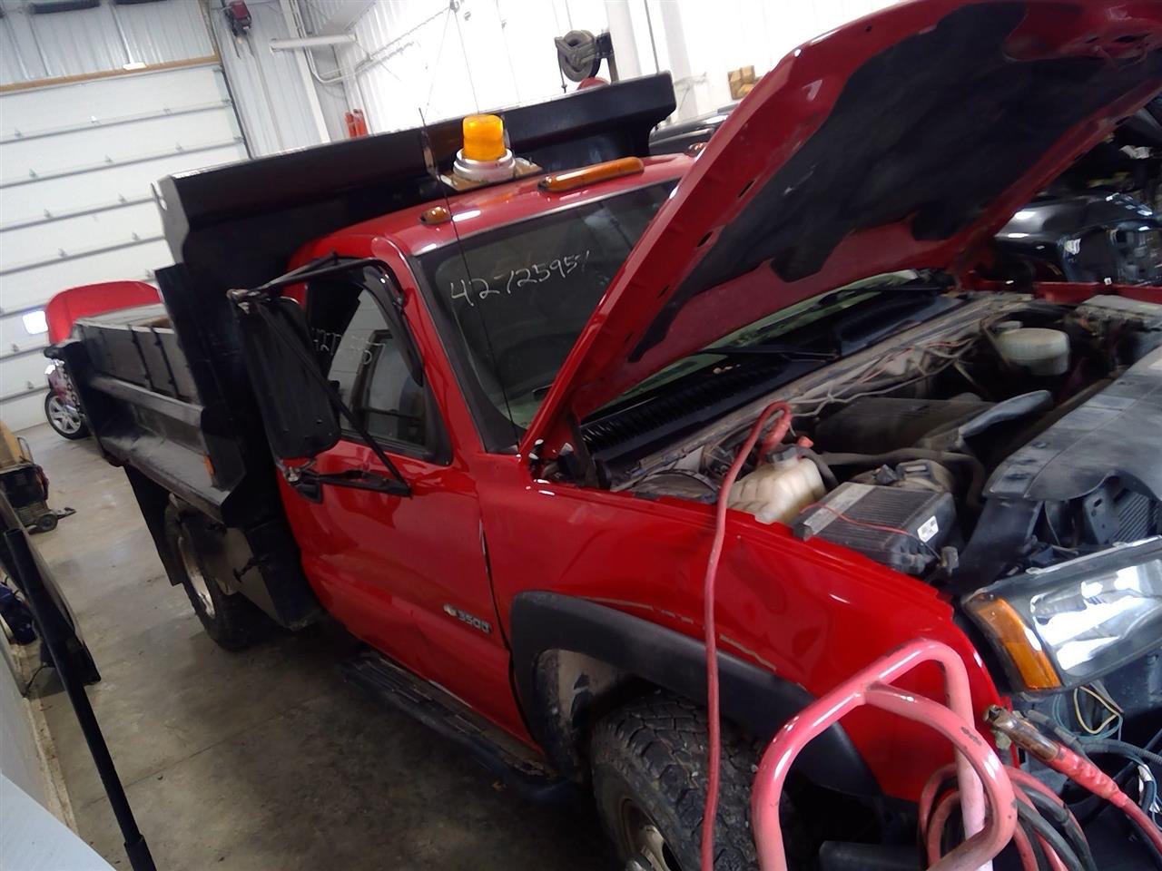 https://f005.backblazeb2.com/file/img-partshotlines-com/Inventory/EC684/Vehicle/16073_03.jpg