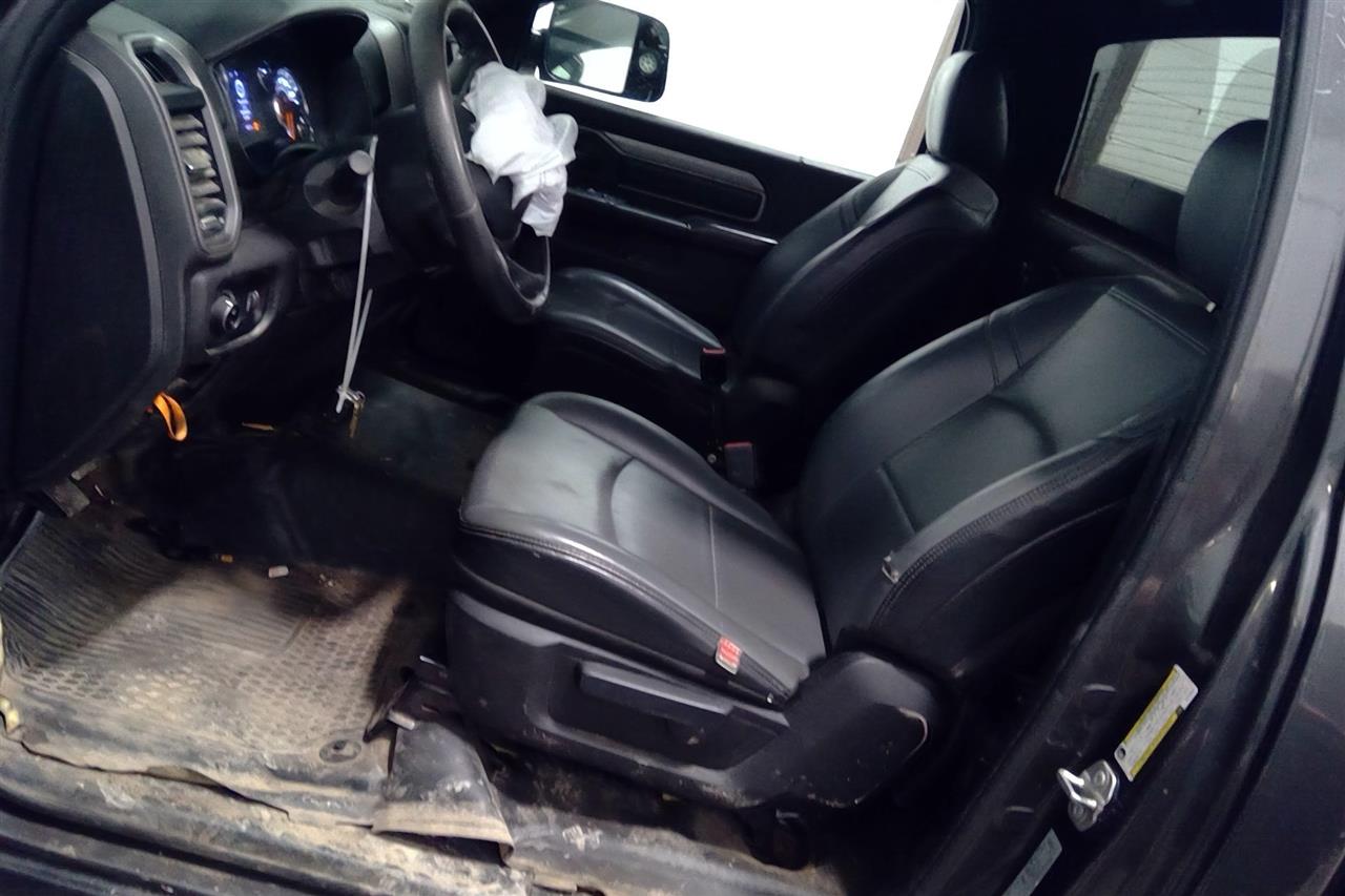 https://f005.backblazeb2.com/file/img-partshotlines-com/Inventory/EC684/Vehicle/16089_11.jpg