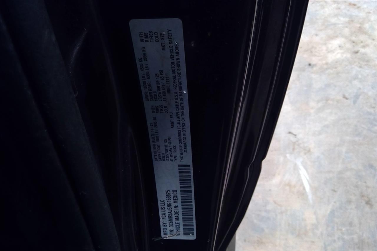 https://f005.backblazeb2.com/file/img-partshotlines-com/Inventory/EC684/Vehicle/16089_12.jpg