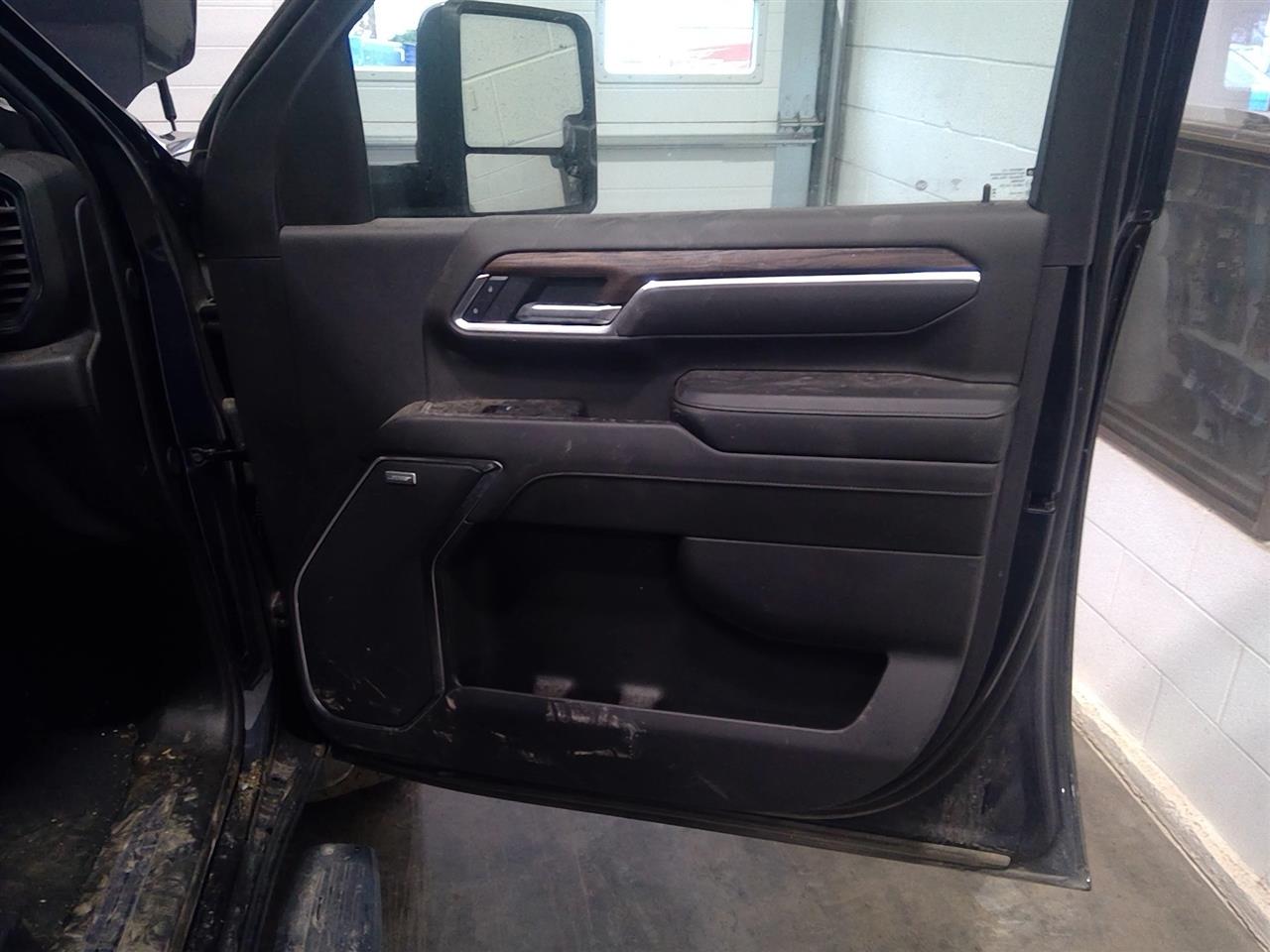 https://f005.backblazeb2.com/file/img-partshotlines-com/Inventory/EC684/Vehicle/16105_09.jpg