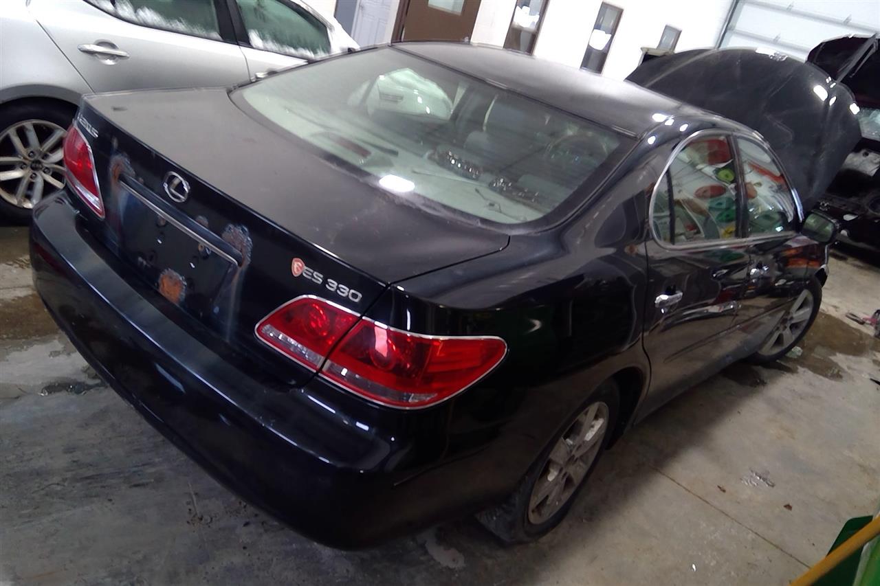 https://f005.backblazeb2.com/file/img-partshotlines-com/Inventory/EC684/Vehicle/16143_05.jpg