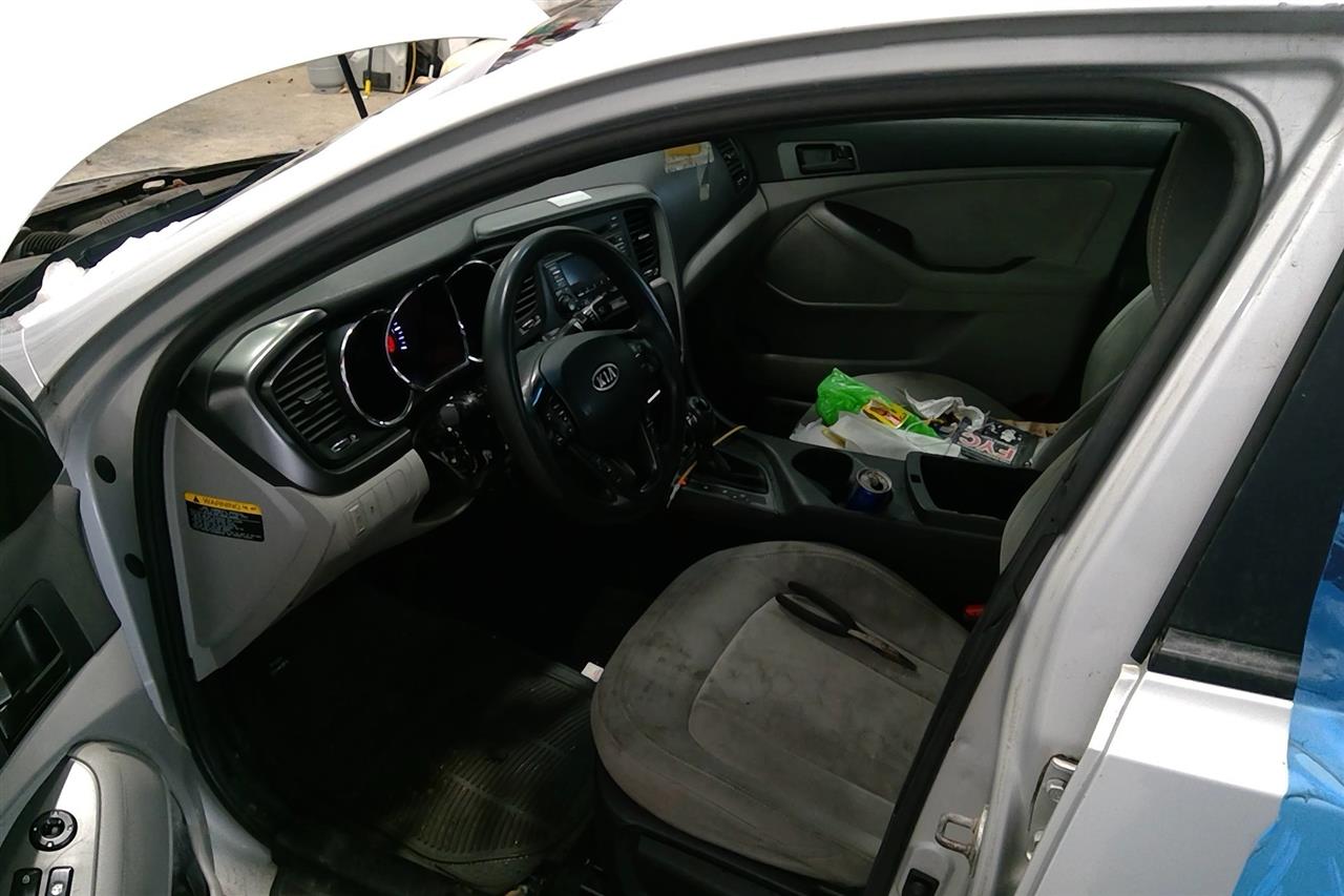 https://f005.backblazeb2.com/file/img-partshotlines-com/Inventory/EC684/Vehicle/16172_11.jpg