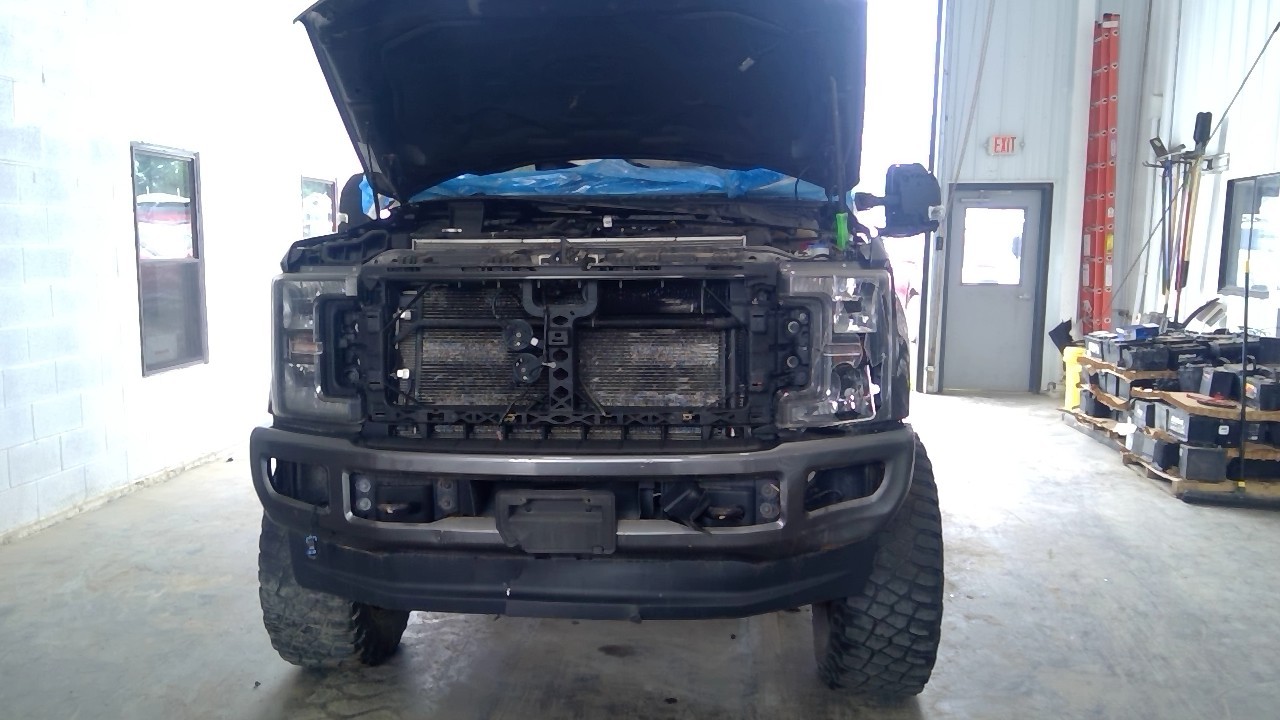 https://f005.backblazeb2.com/file/img-partshotlines-com/Inventory/EC684/Vehicle/16308_08.jpg
