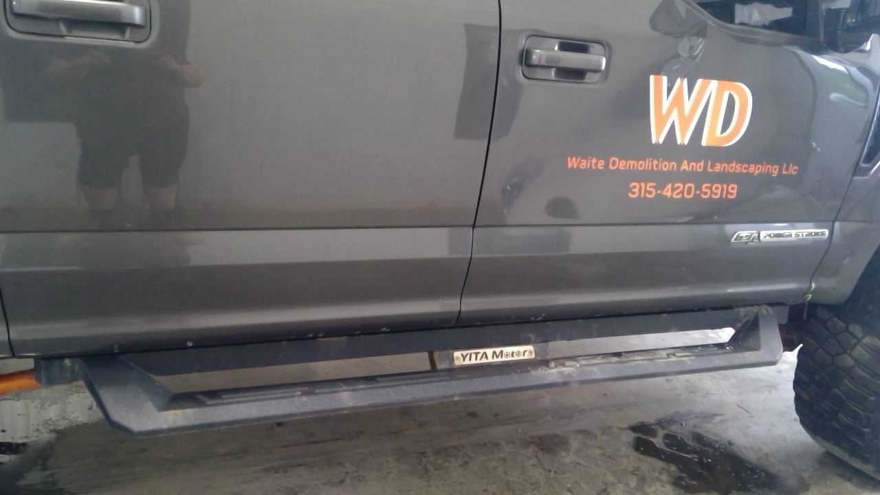 https://f005.backblazeb2.com/file/img-partshotlines-com/Inventory/EC684/Vehicle/16308_12.jpg