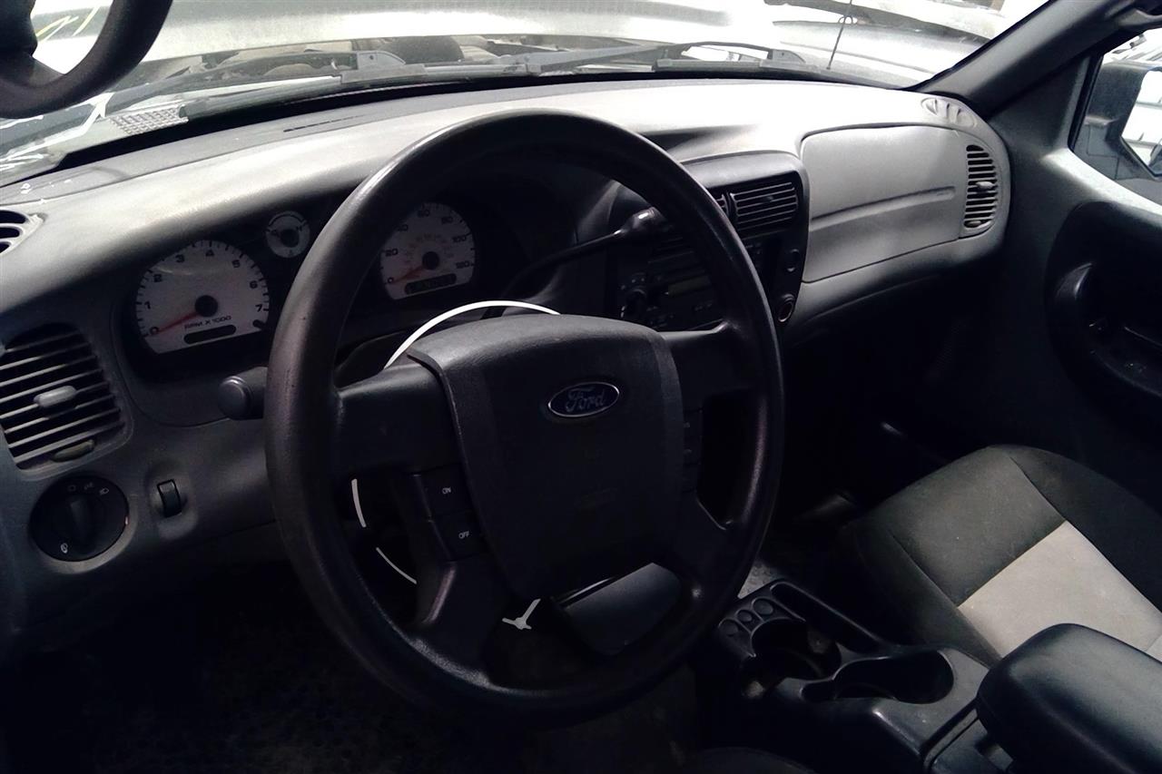 https://f005.backblazeb2.com/file/img-partshotlines-com/Inventory/EC684/Vehicle/16329_08.jpg