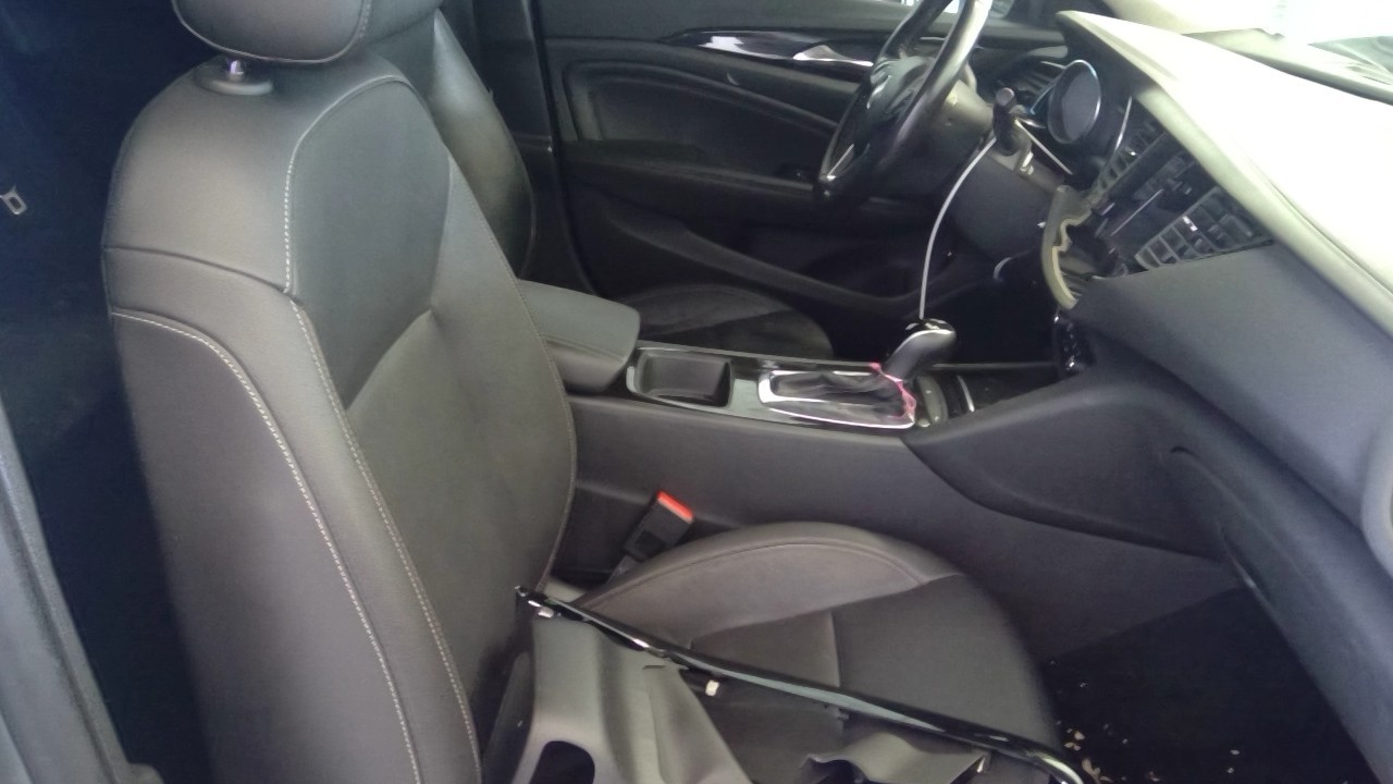 https://f005.backblazeb2.com/file/img-partshotlines-com/Inventory/EC684/Vehicle/16370_09.jpg