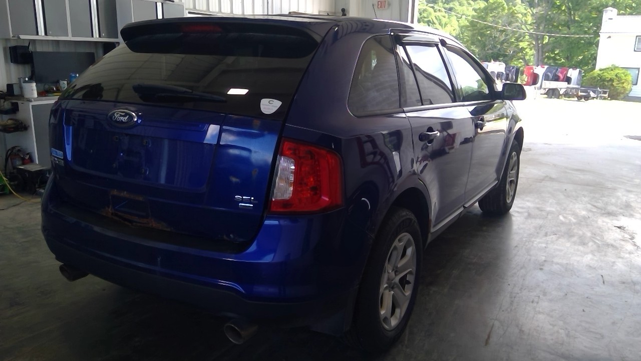 https://f005.backblazeb2.com/file/img-partshotlines-com/Inventory/EC684/Vehicle/16453_03.jpg