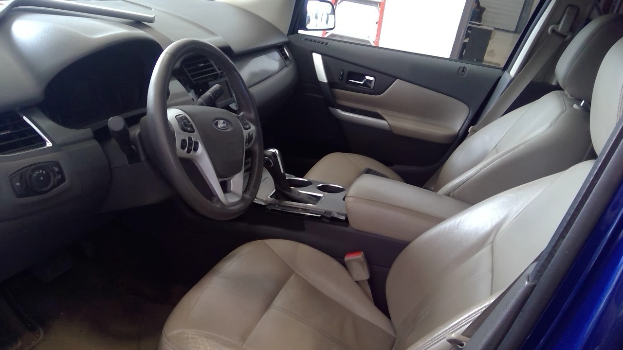 https://f005.backblazeb2.com/file/img-partshotlines-com/Inventory/EC684/Vehicle/16453_06.jpg