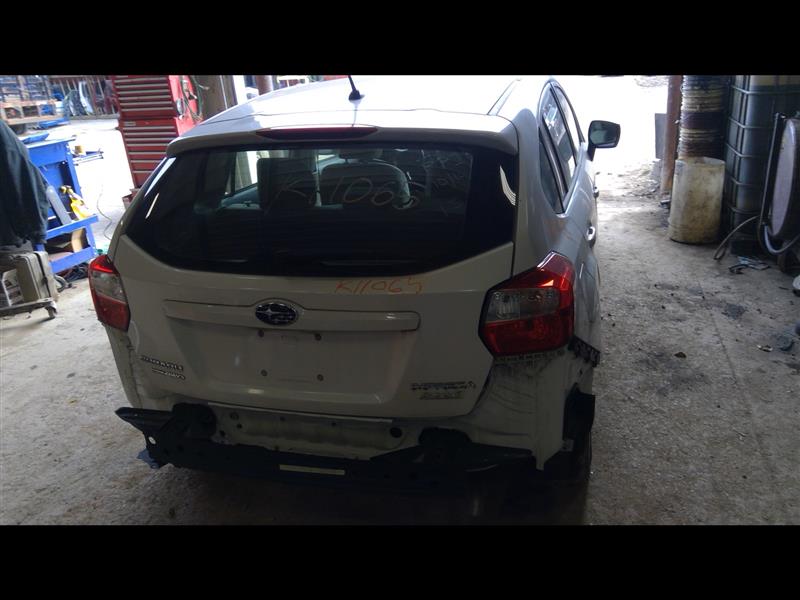 Vehicle/42205_10.jpg