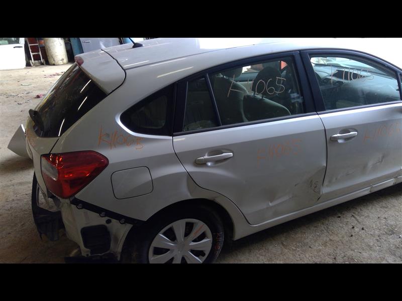 Vehicle/42205_12.jpg