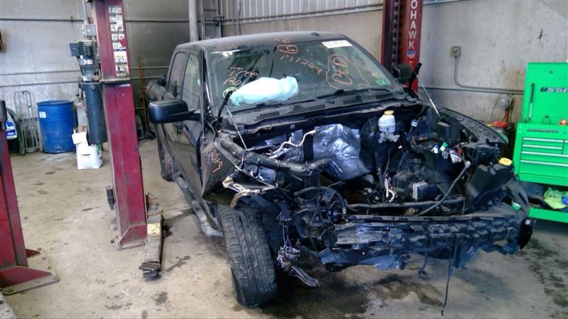 https://f005.backblazeb2.com/file/img-partshotlines-com/Inventory/EC717/Vehicle/48279_01.jpg