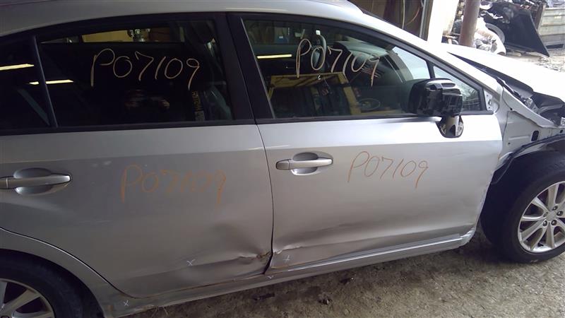 Vehicle/52625_12.jpg