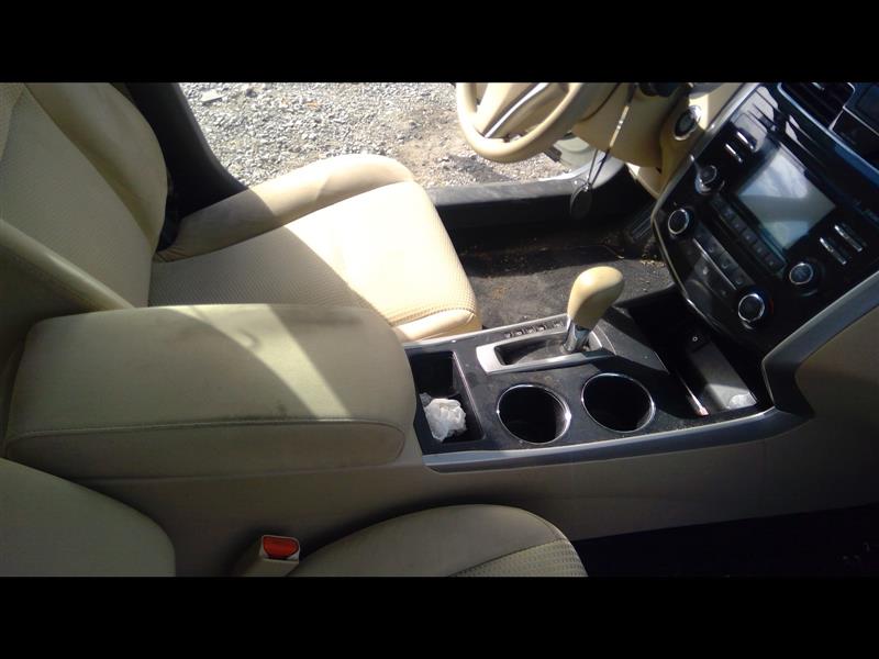 Vehicle/53258_04.jpg