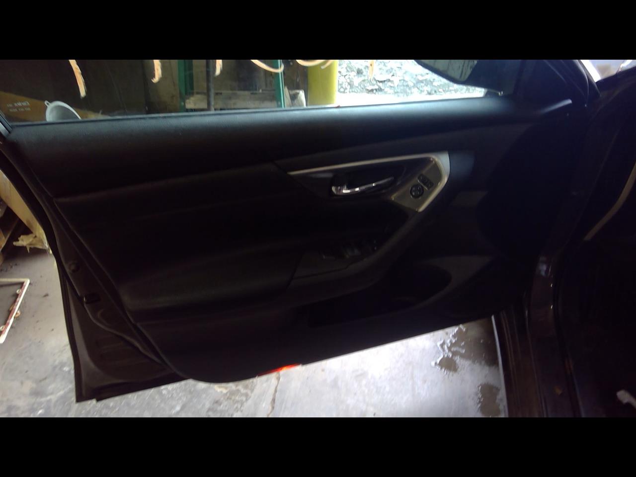 Vehicle/56211_09.jpg