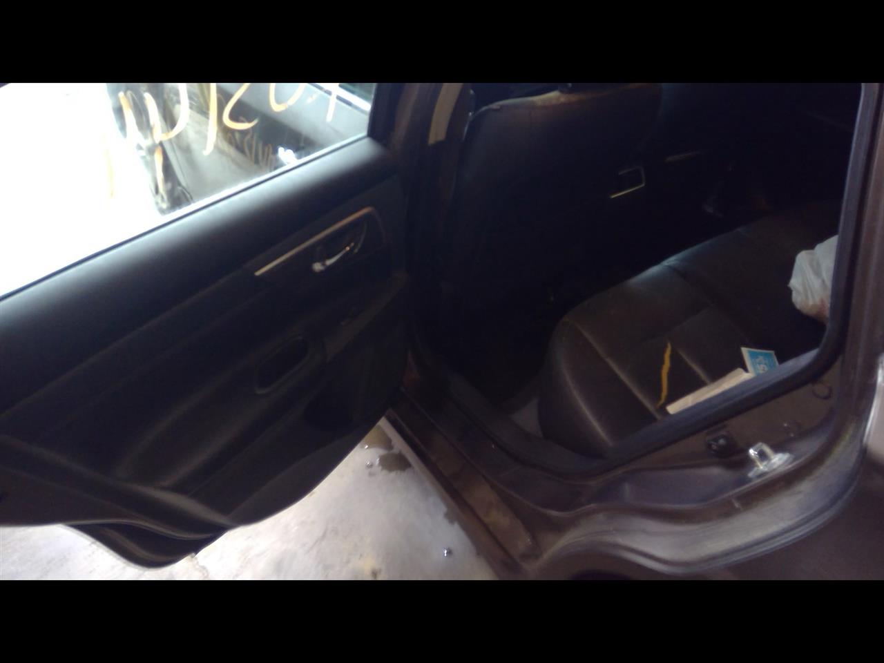 Vehicle/56211_10.jpg