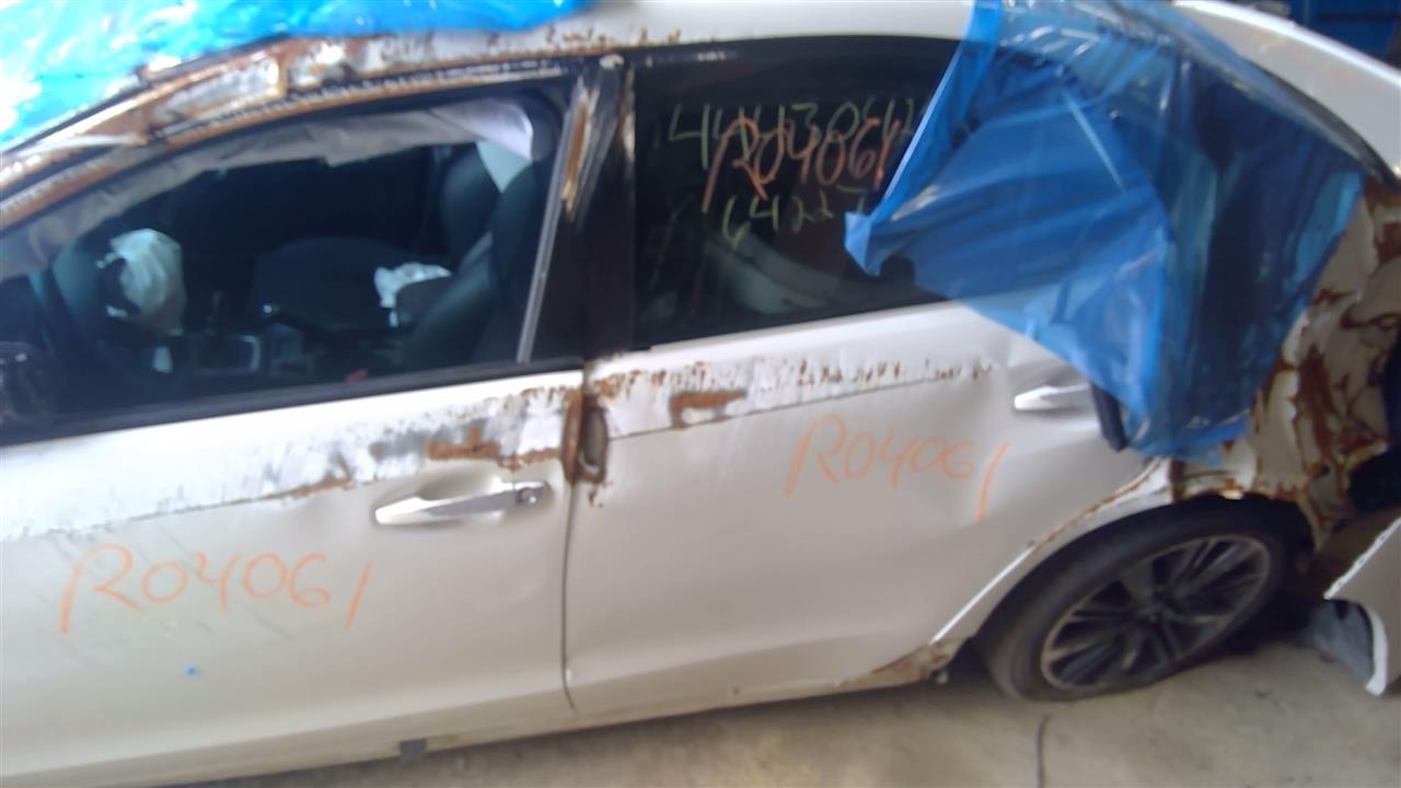 Vehicle/56298_05.jpg