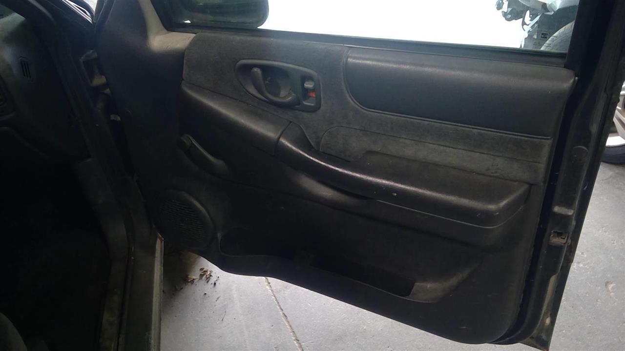https://f005.backblazeb2.com/file/img-partshotlines-com/Inventory/EC717/Vehicle/58249_01.jpg