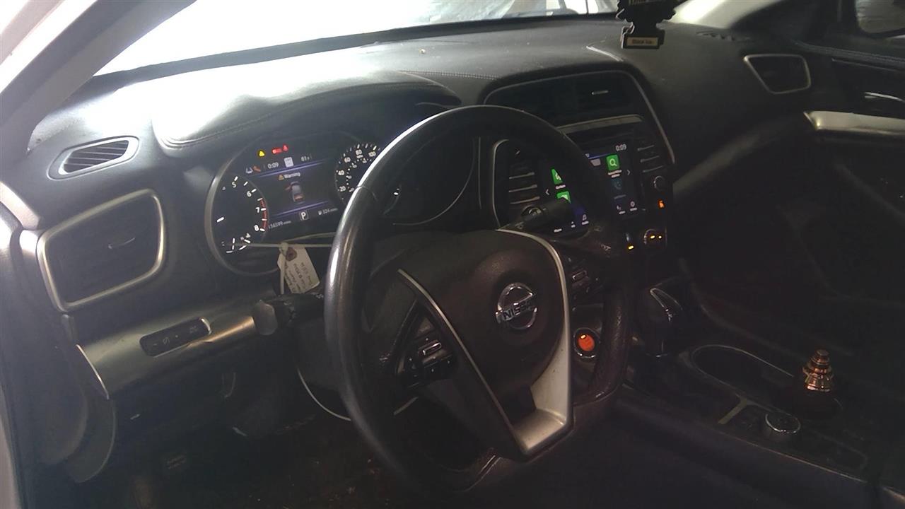 Vehicle/58457_06.jpg