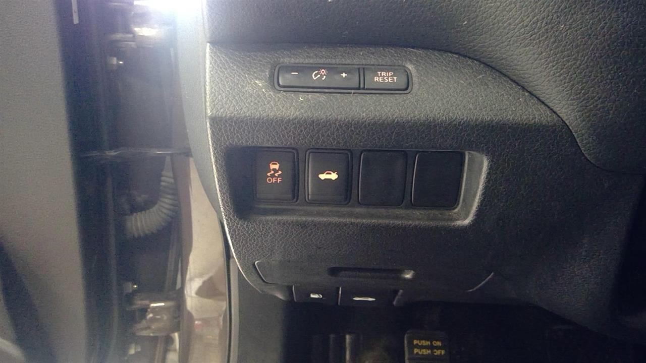 Vehicle/58560_05.jpg