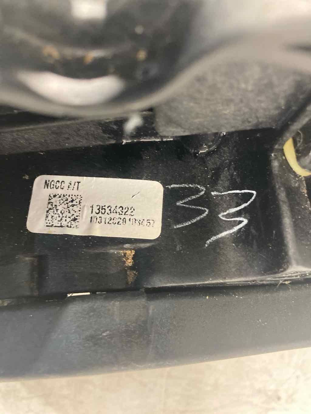https://f005.backblazeb2.com/file/img-partshotlines-com/Inventory/EC726/2025/V000047/66D7B08331B04046AB8561CCE9288484003.jpg