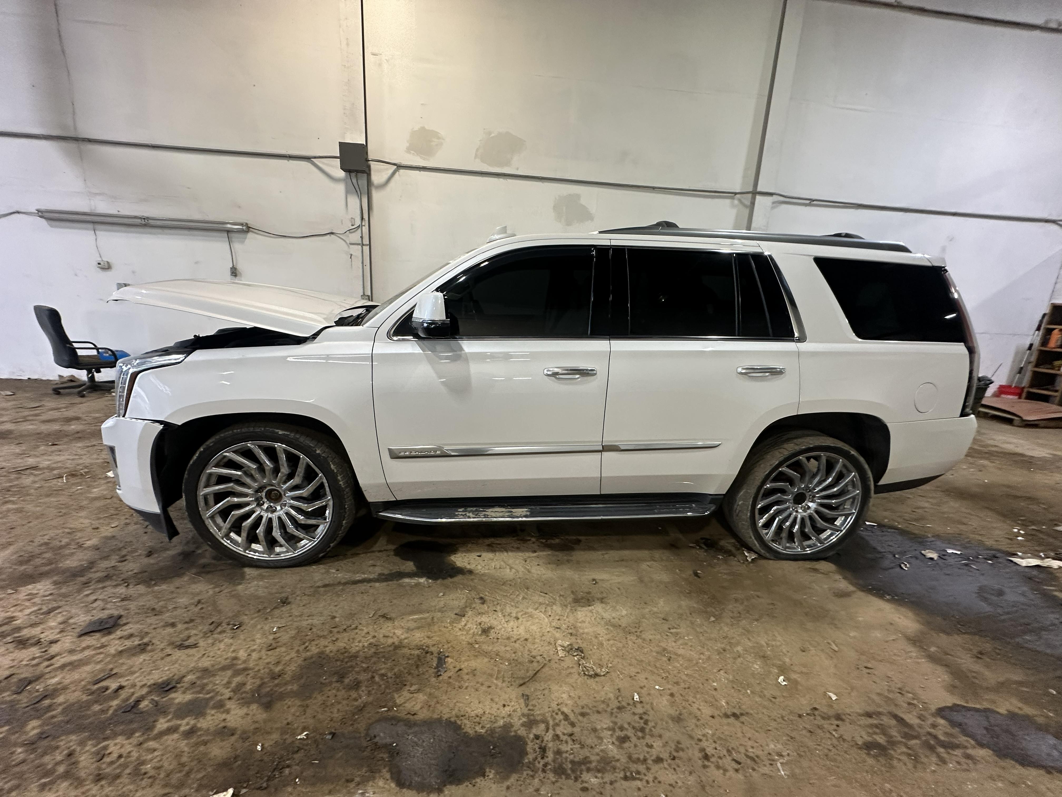 https://f005.backblazeb2.com/file/img-partshotlines-com/Inventory/EC726/2026/V000950/E79C548F84794982B4FD981F32A84DEE004.jpg