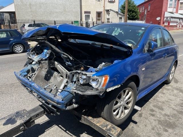 https://f005.backblazeb2.com/file/img-partshotlines-com/Inventory/EC741/Vehicle/35389_01.jpg
