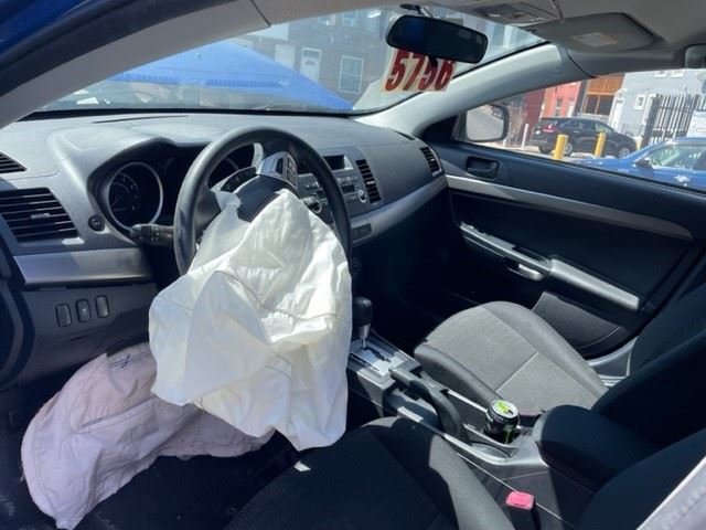 https://f005.backblazeb2.com/file/img-partshotlines-com/Inventory/EC741/Vehicle/35389_05.jpg