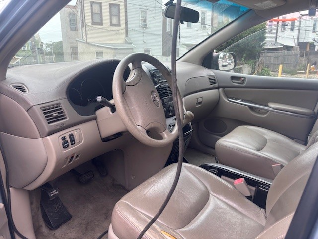 https://f005.backblazeb2.com/file/img-partshotlines-com/Inventory/EC741/Vehicle/47599_03.jpg