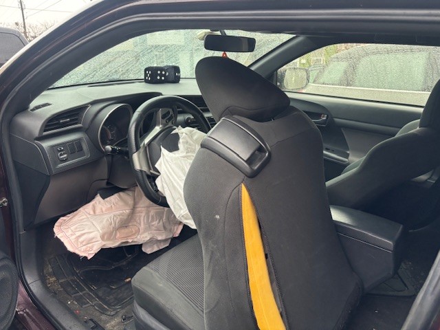 https://f005.backblazeb2.com/file/img-partshotlines-com/Inventory/EC741/Vehicle/49391_06.jpg