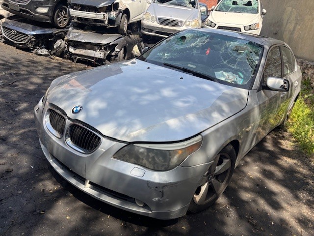 https://f005.backblazeb2.com/file/img-partshotlines-com/Inventory/EC741/Vehicle/49971_01.jpg