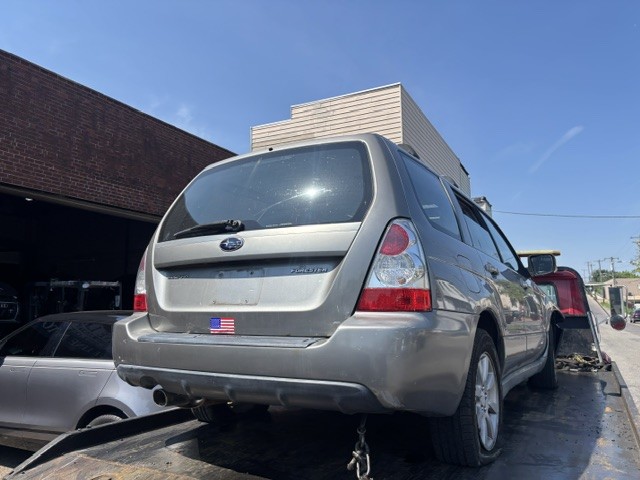 https://f005.backblazeb2.com/file/img-partshotlines-com/Inventory/EC741/Vehicle/50786_03.jpg