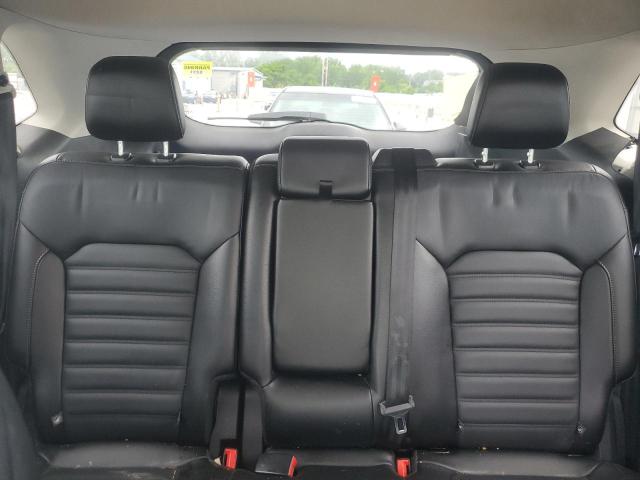 Vehicle/67518_06.jpg