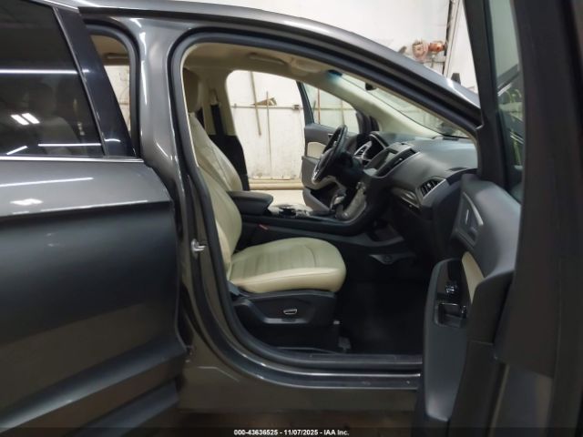 Vehicle/68096_05.jpg