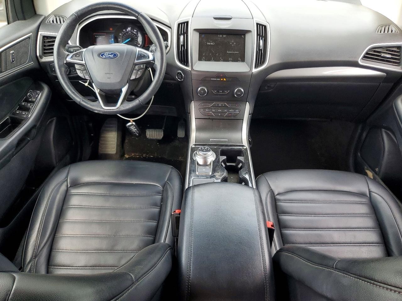 Vehicle/71862_08.jpg