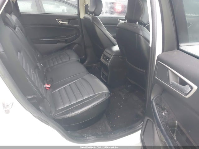 Vehicle/72077_08.jpg