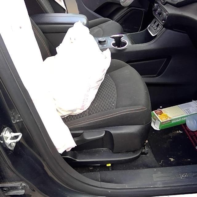 Vehicle/74135_06.jpg