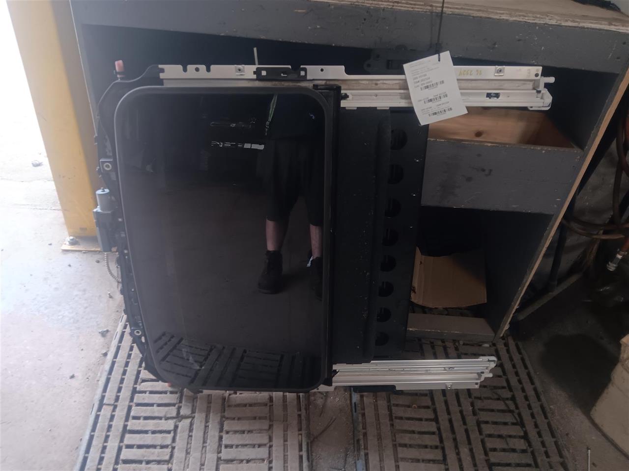 https://f005.backblazeb2.com/file/img-partshotlines-com/Inventory/EC801/Inventory/2500895_03.jpg