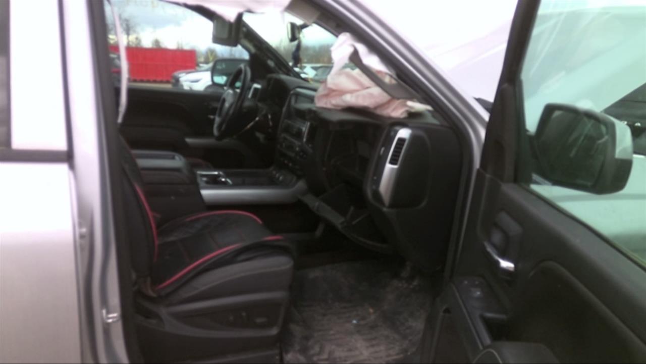 Vehicle/214564_10.jpg